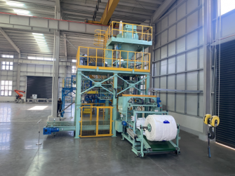 噸袋全自動(dòng)包裝機(jī)在某農(nóng)化企業(yè)技術(shù)改造升級(jí)中擔(dān)當(dāng)重任！